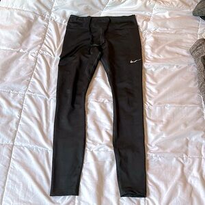 M Wonen’s Full Leg Black Nike Tights